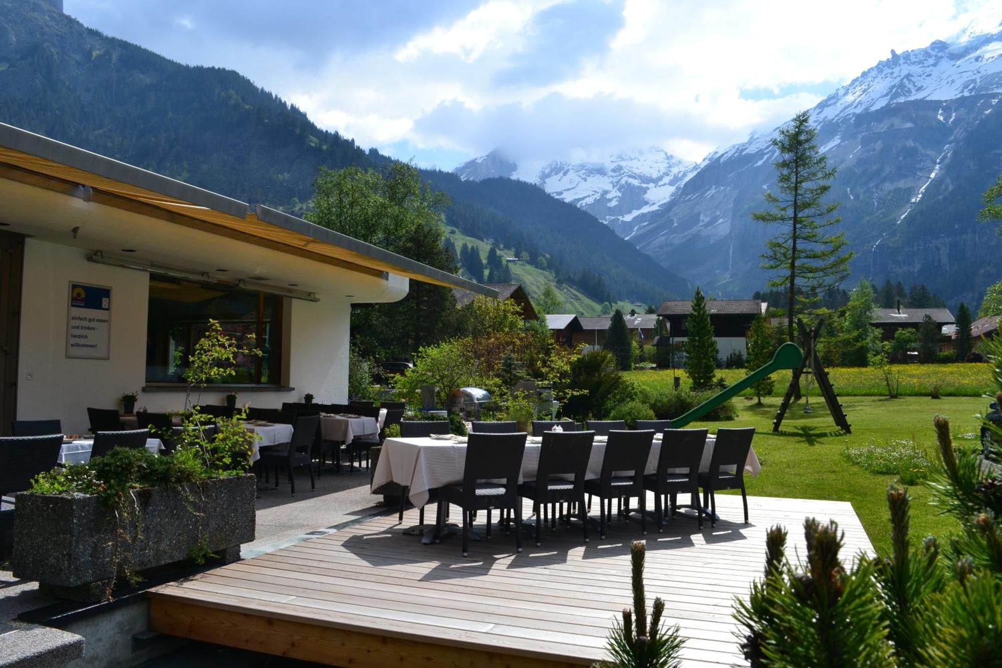 Hotel Bluemlisalp Kandersteg Exterior foto